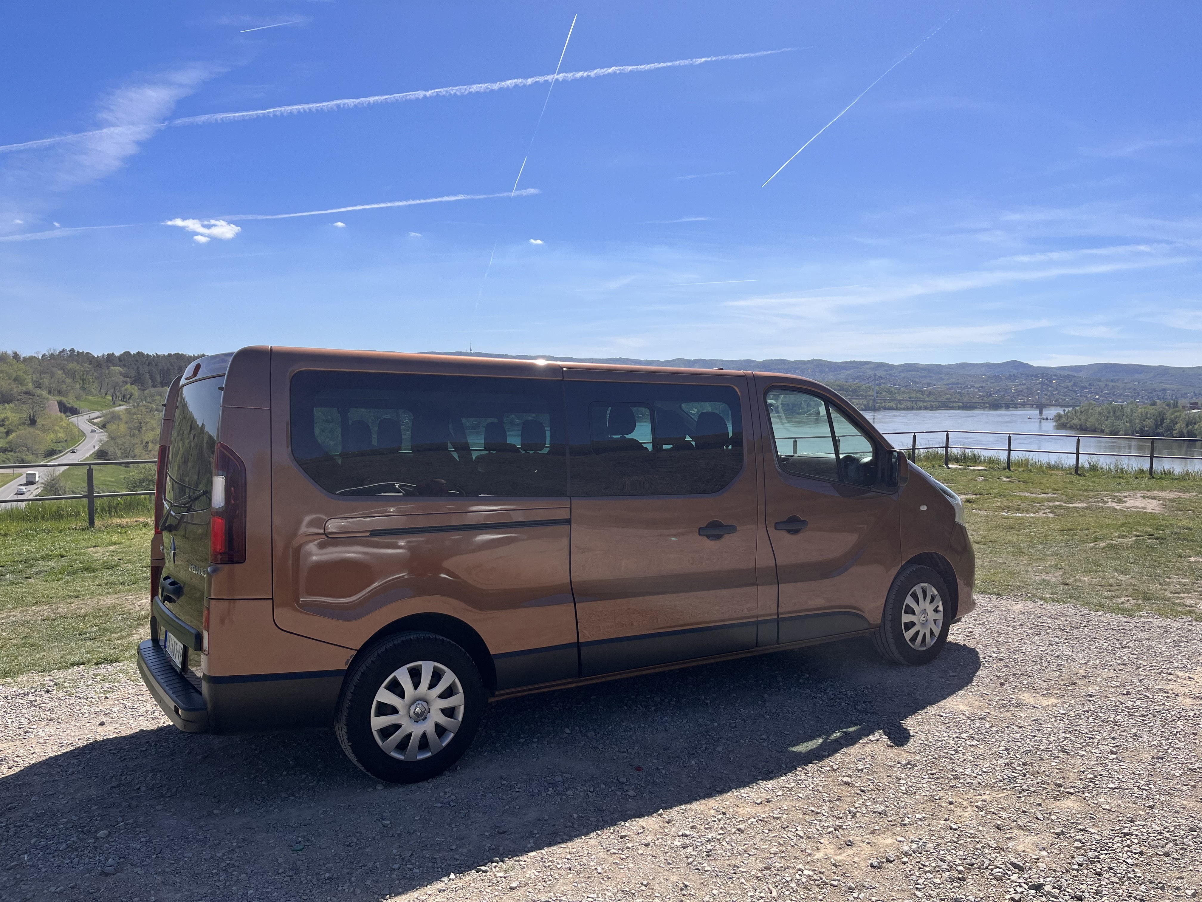 Renault Tracker Van